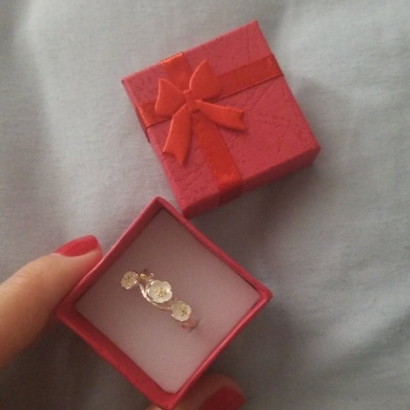 Cherry blossom ring - Picture 8 of 8